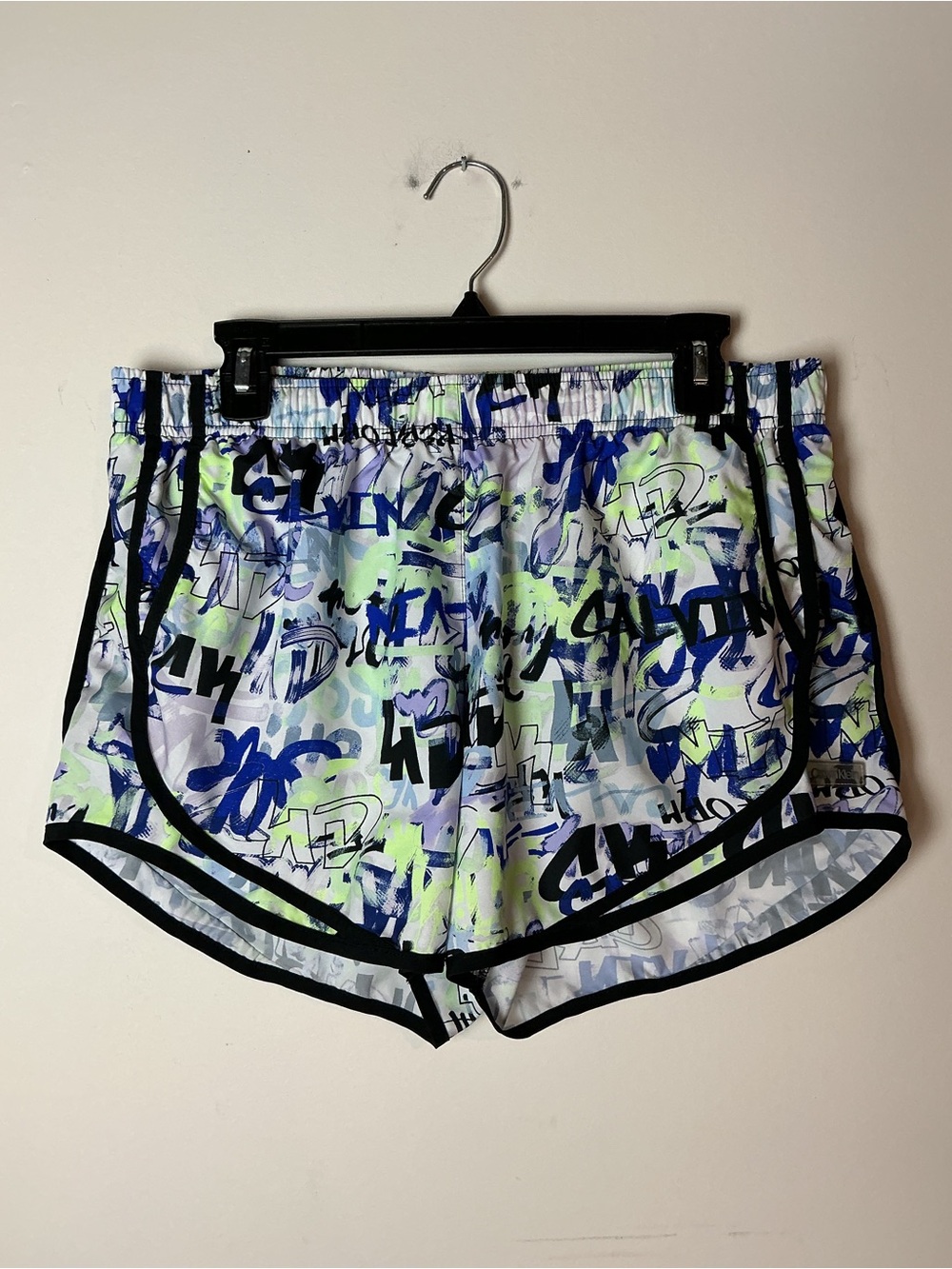 Calvin Klein Women’s Active Running Lined Shorts Logo Graffiti Size L